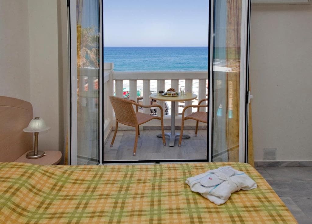 Hotel Joan Beach - 13