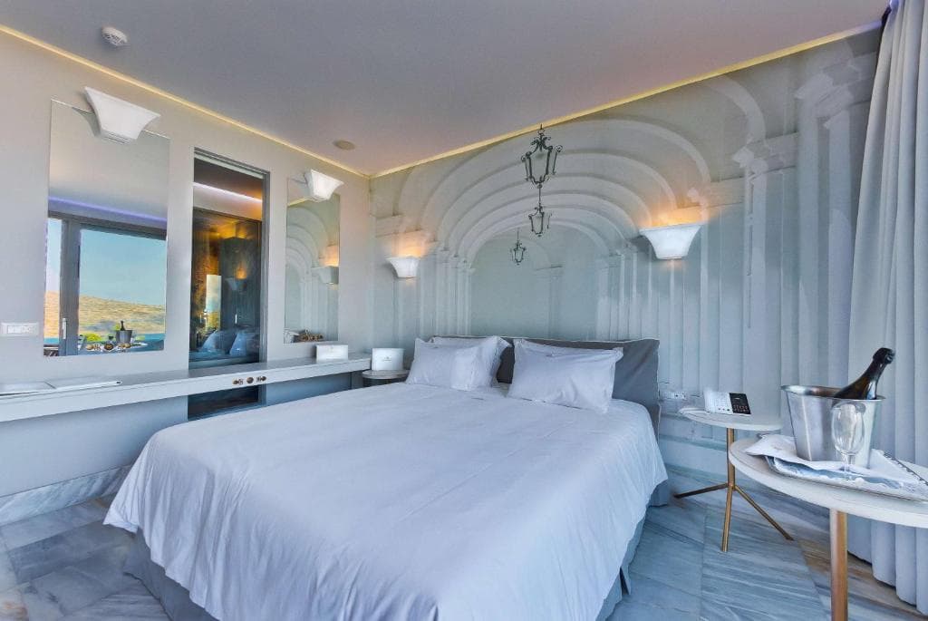 Royal Marmin Bay Boutique and Art Hotel - 44