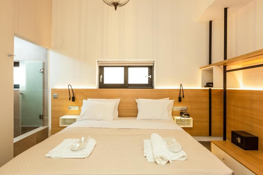 T Hotel Premium Suites - 22