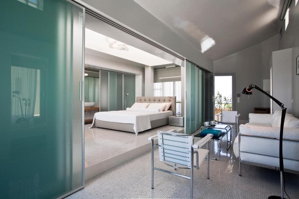 Majestic Hotel - 13