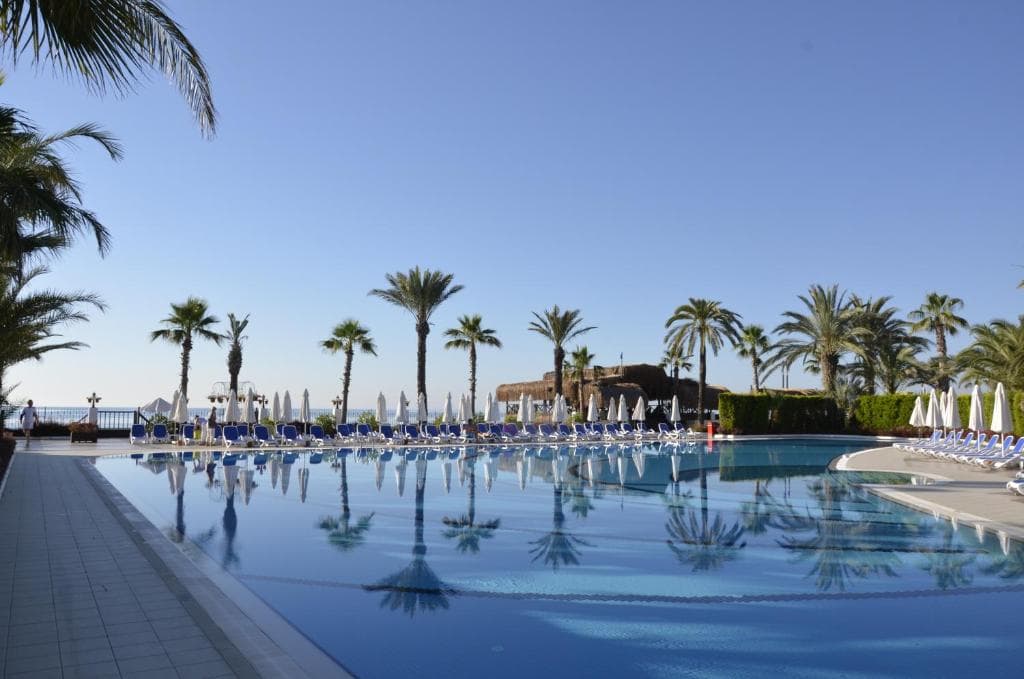 Emelda Sun Club - 8