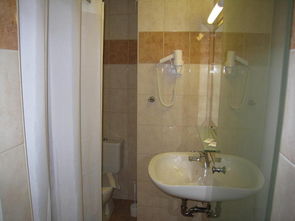 Nafsika Hotel - 8