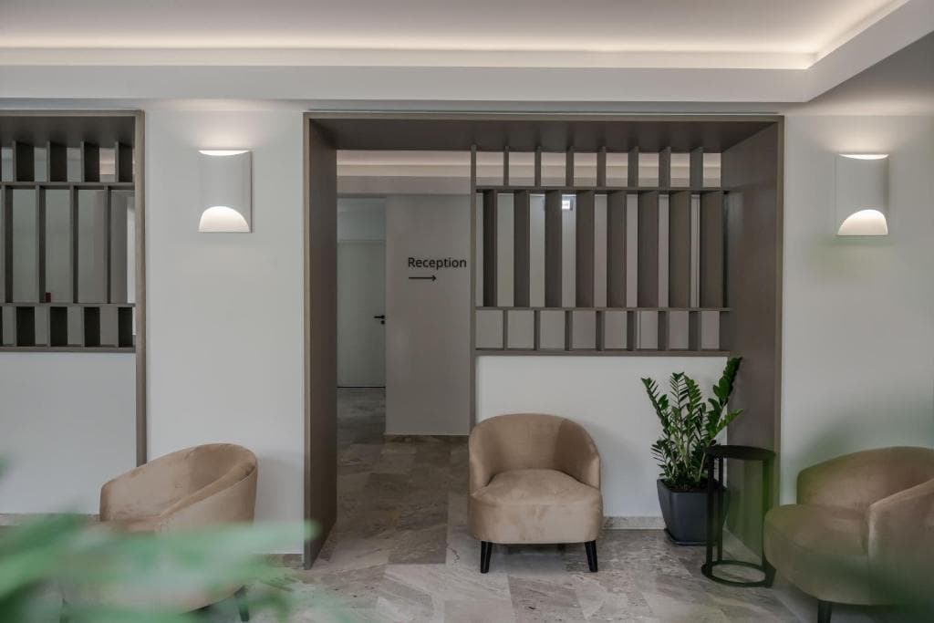 Bitzaro Hotel - 10