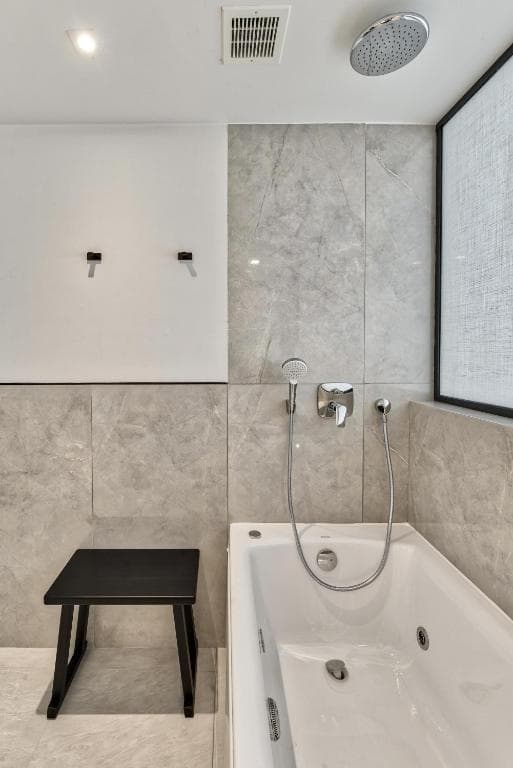 Bitzaro Hotel - 31