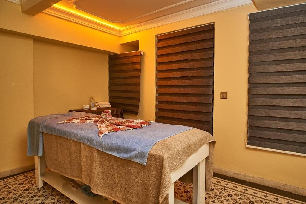 Amber Hotel Istanbul - 27