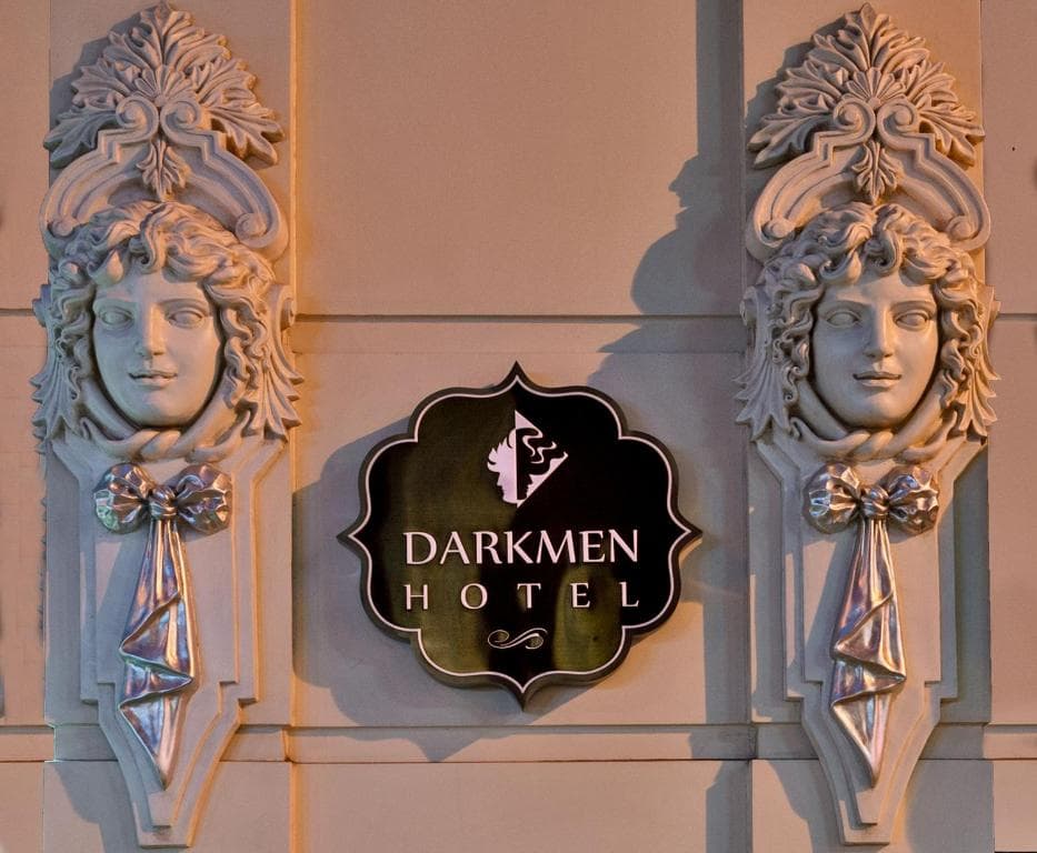 Darkmen Hotel - 6