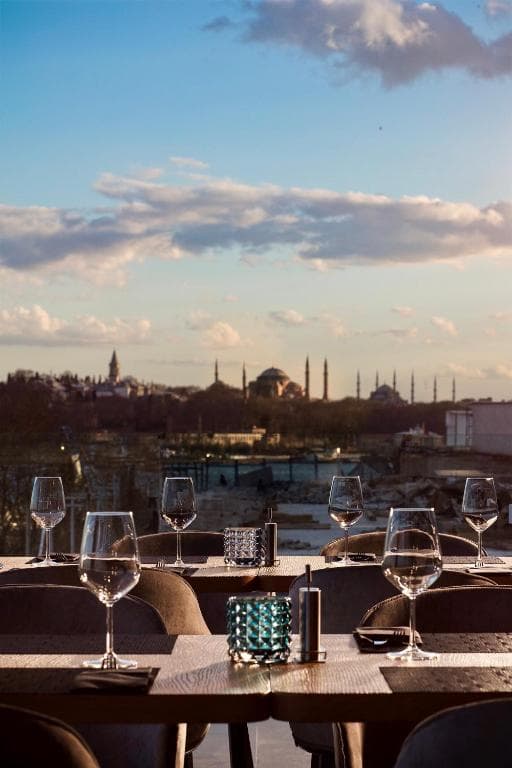 Metropolitan Hotels Bosphorus - 39