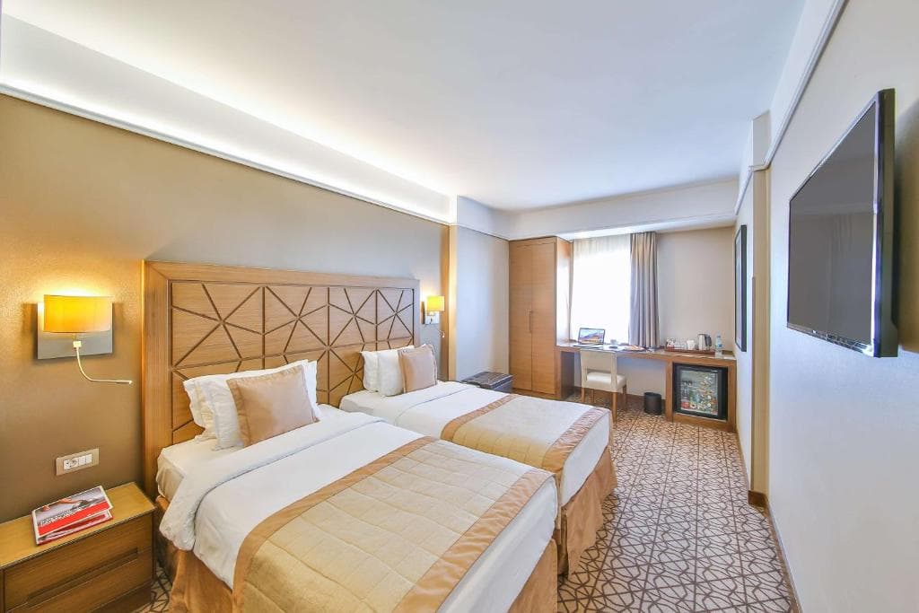 Ramada By Wyndham Istanbul Taksim - 33