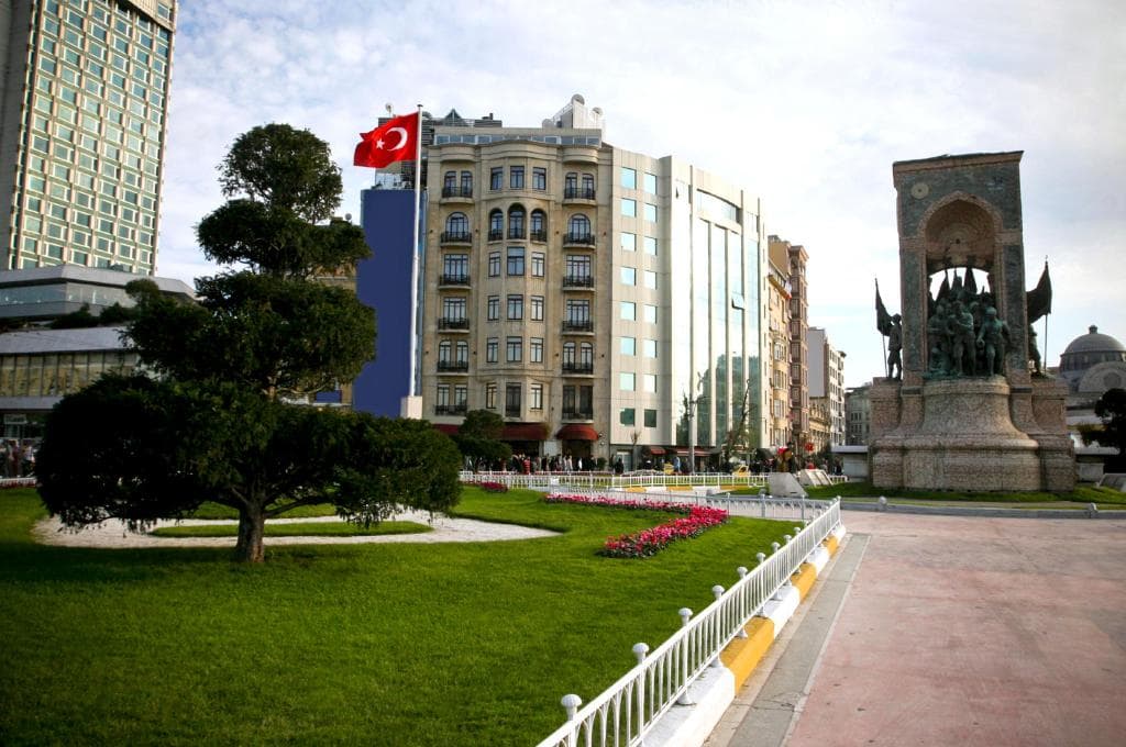 Ramada By Wyndham Istanbul Taksim - 46