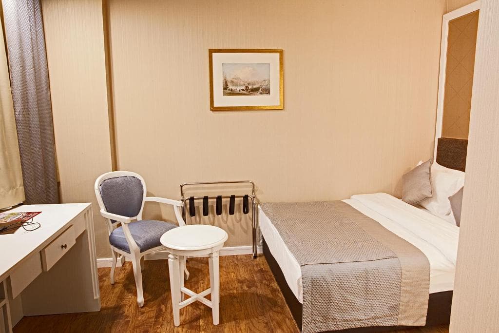 Seres Hotel - 17