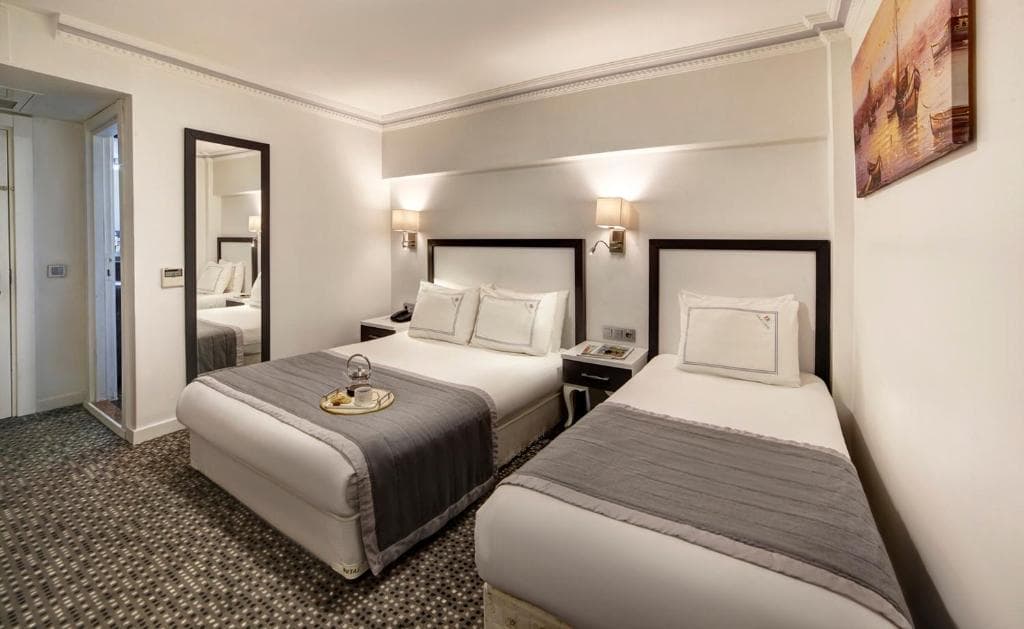 Skalion Hotel - 5