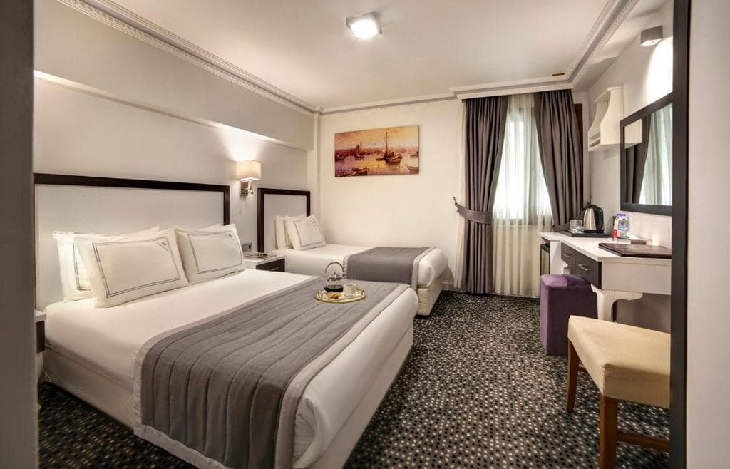 Skalion Hotel - 8