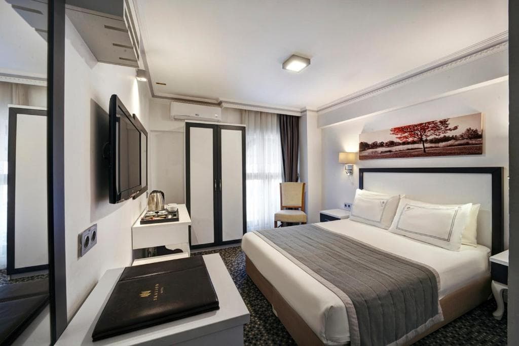 Skalion Hotel - 14