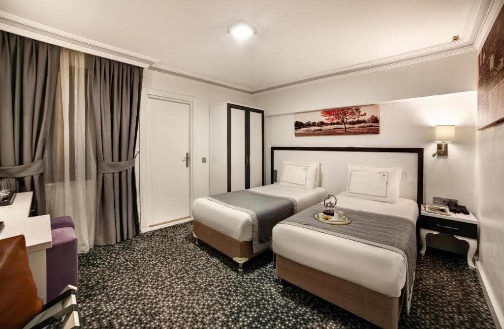 Skalion Hotel - 18
