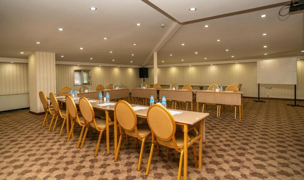 The Bostanci Hotel - 10