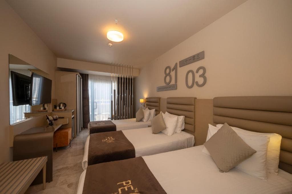 The Peak Hotel - 22