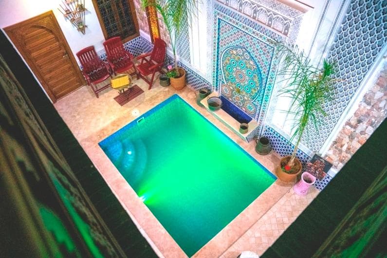 Riad Nouhal - 19
