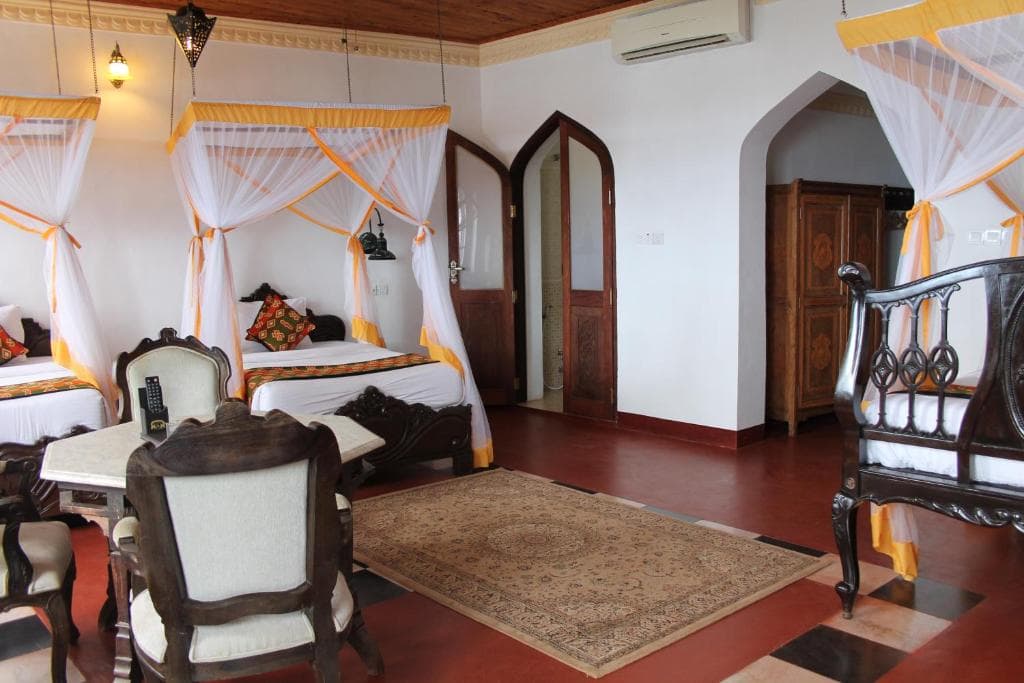 Mizingani Seafront Hotel - 8