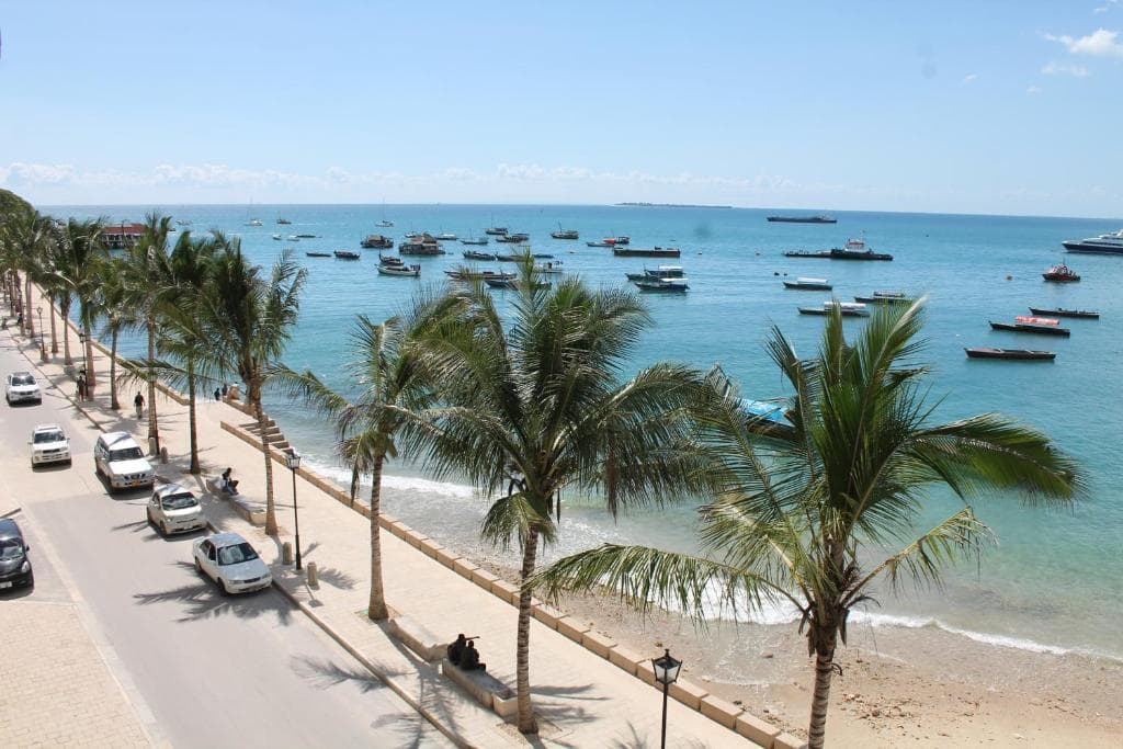 Mizingani Seafront Hotel - 12