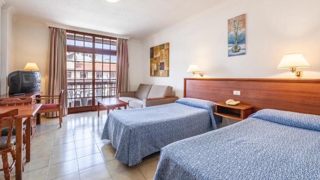 Be Smart Florida Plaza - 4