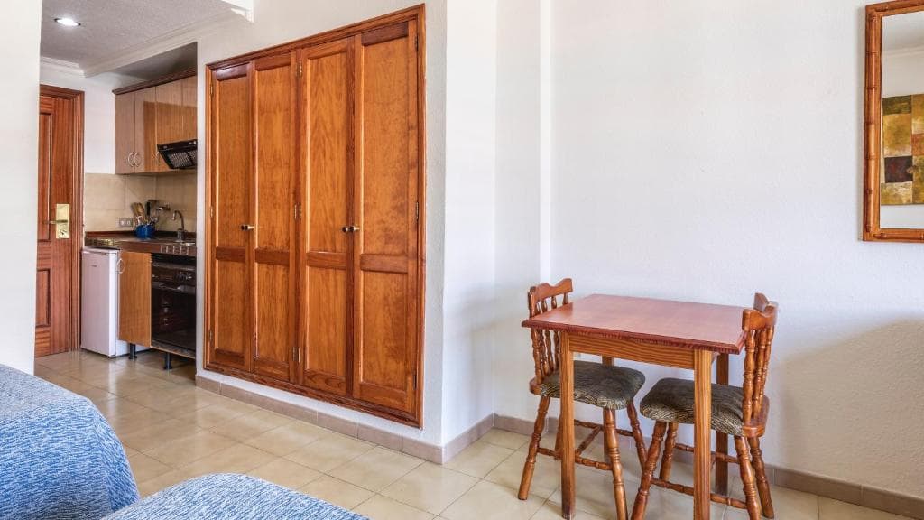 Be Smart Florida Plaza - 27