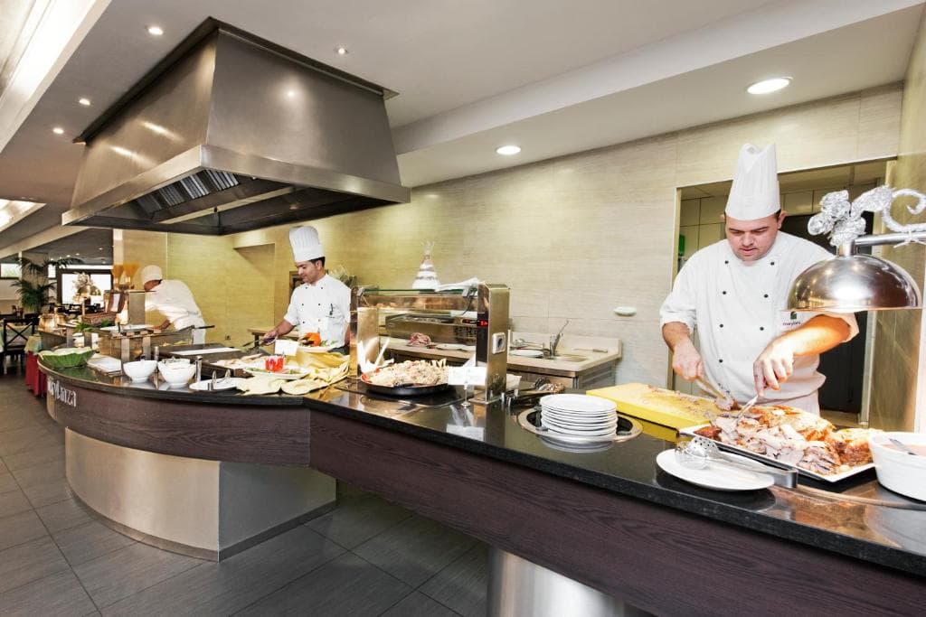 Marylanza Suites & Spa - 16