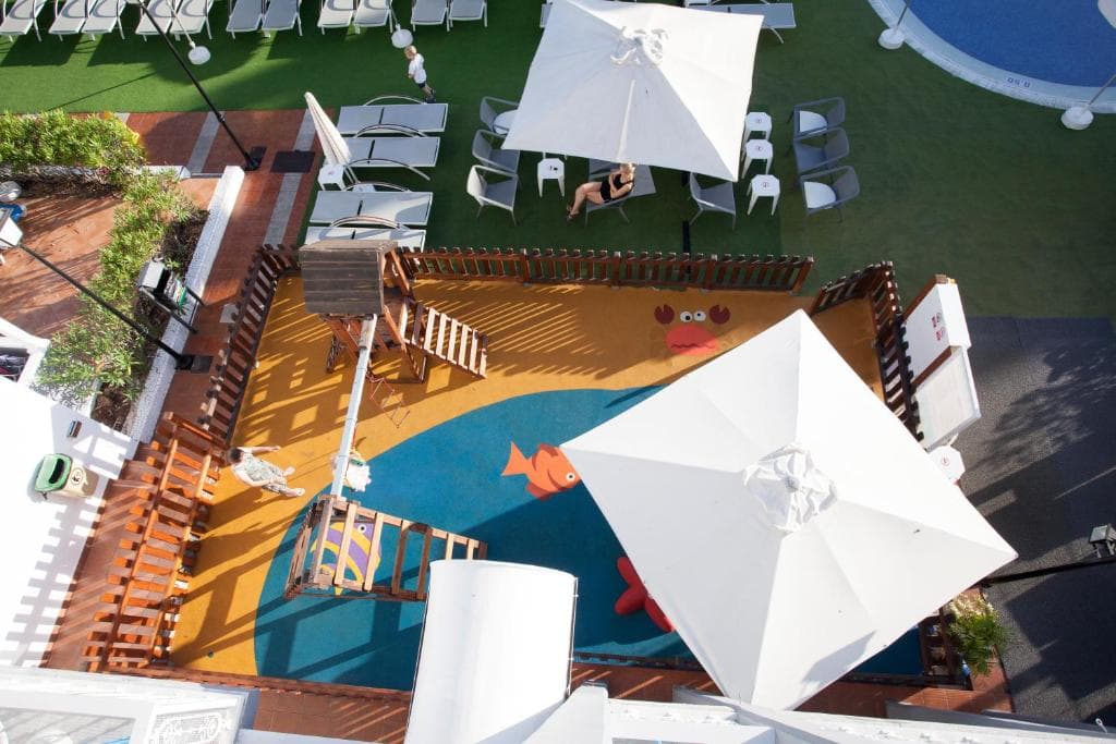 Coral Compostela Beach Golf - 10