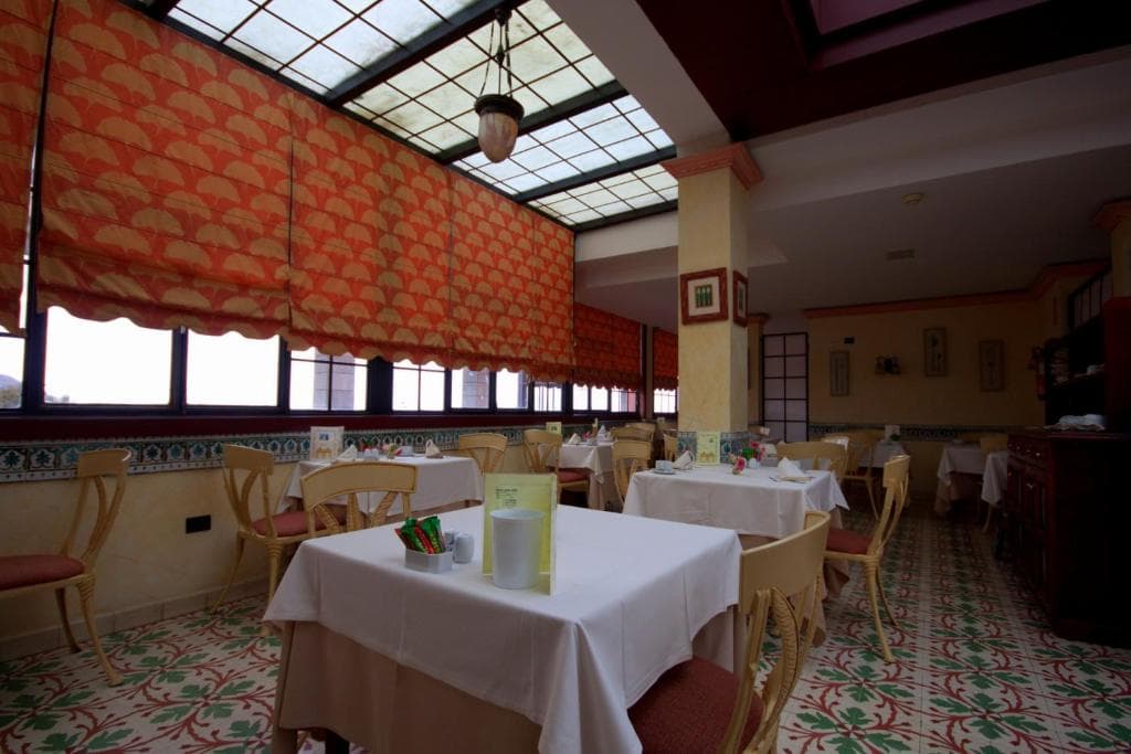 Hotel Reveron Plaza - 20