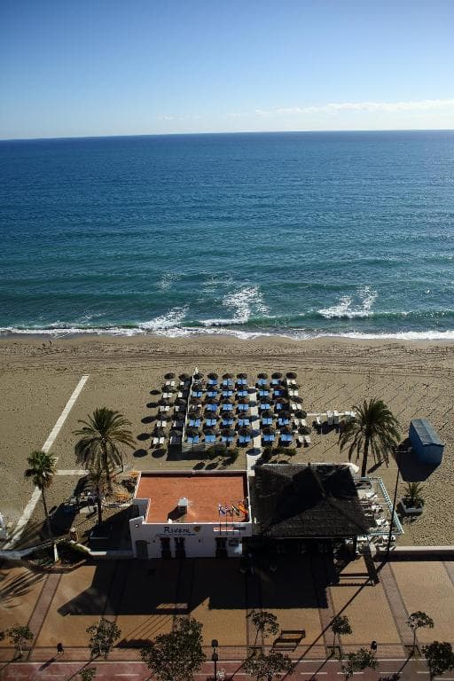 Yaramar - Adults Recommended - 26