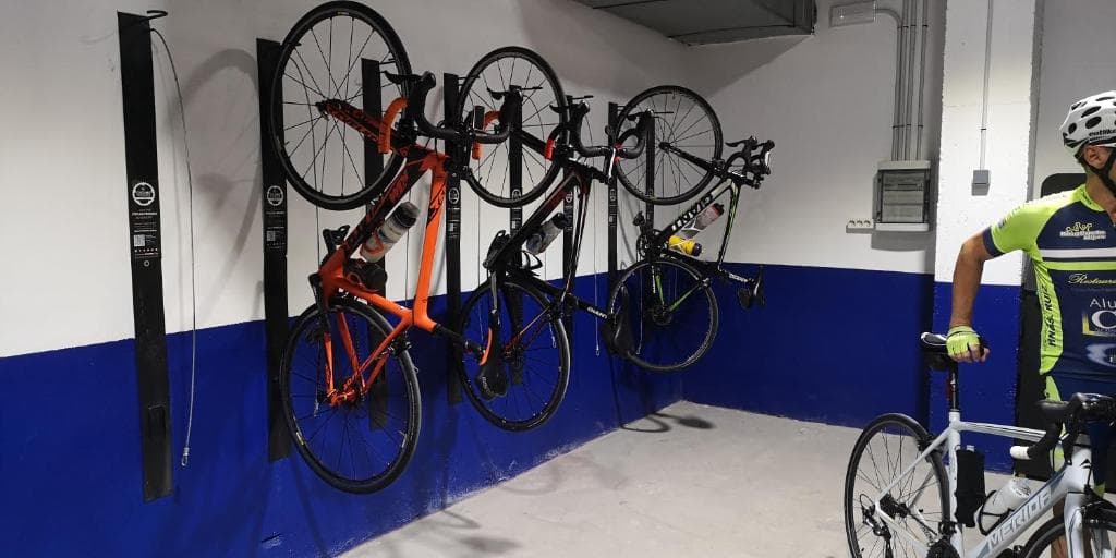 Yaramar - Adults Recommended - 35