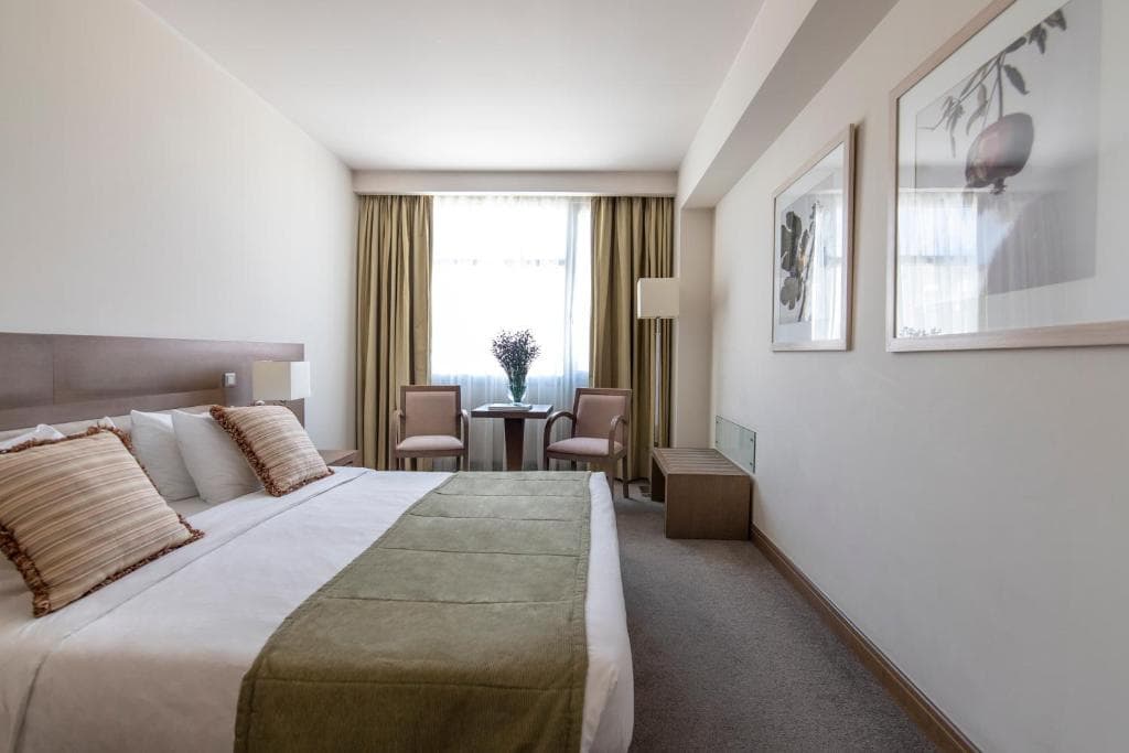 Amalia Hotel Athens - 10