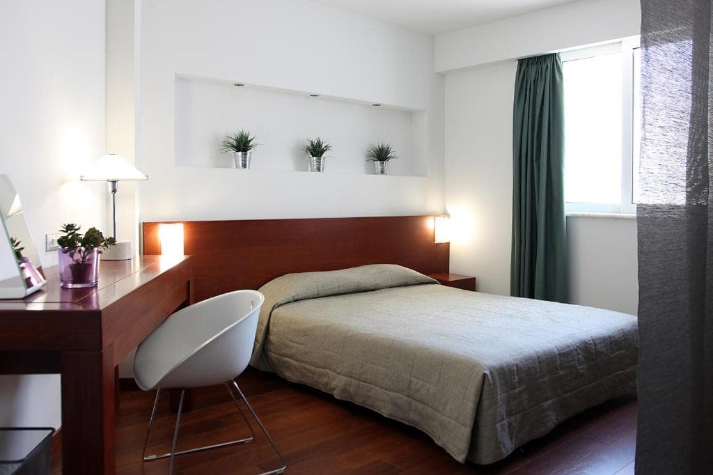Dorian Inn - Sure Hotel Collection by Best Western - 34