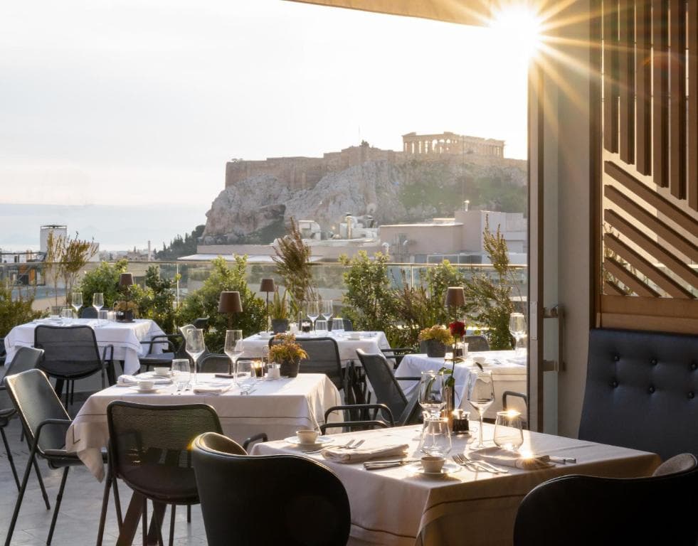 Electra Hotel Athens - 3