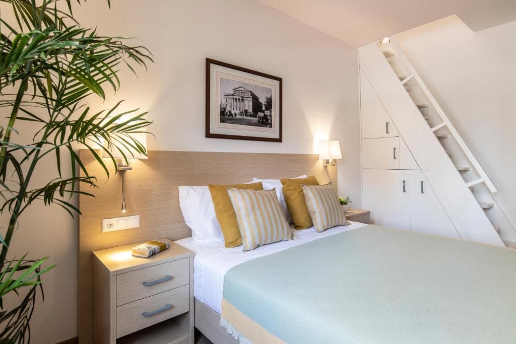 Gallery Suites & Residences - 14
