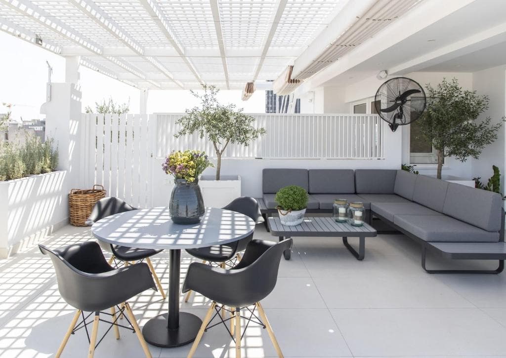 Gallery Suites & Residences - 27