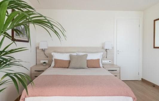 Gallery Suites & Residences - 40