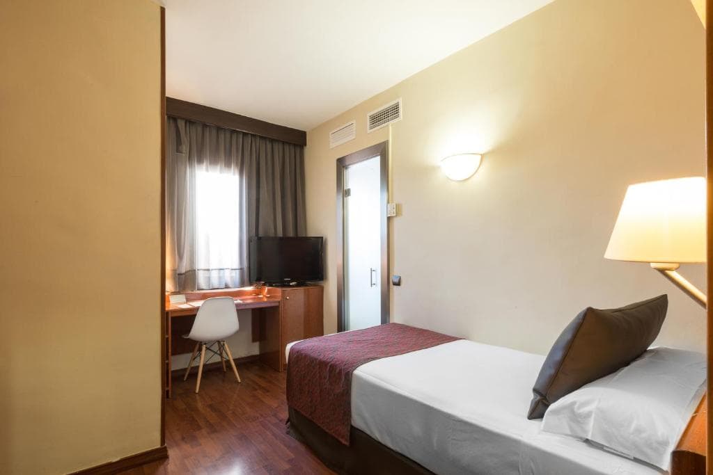 Catalonia Castellnou - 35