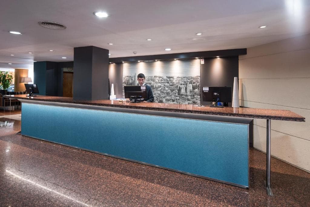 Catalonia Park Putxet - 5