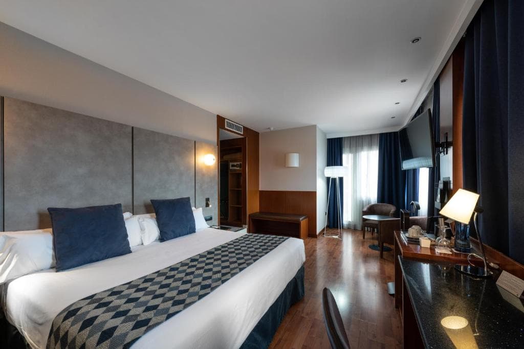 Catalonia Park Putxet - 10