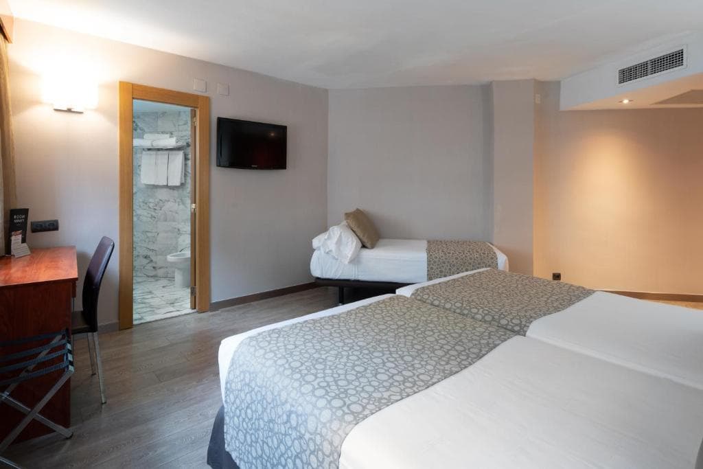 Catalonia Park Putxet - 34