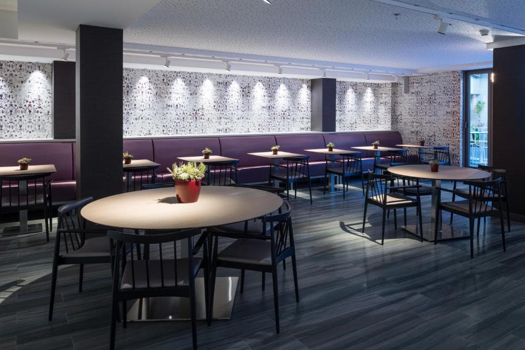 Catalonia Square - 19