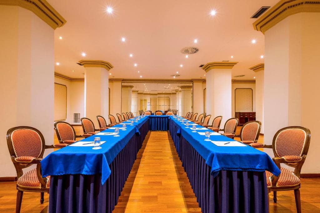 Roger de Llúria - 27