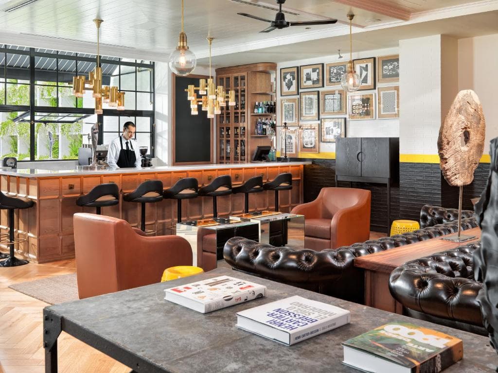 H10 Metropolitan - 21