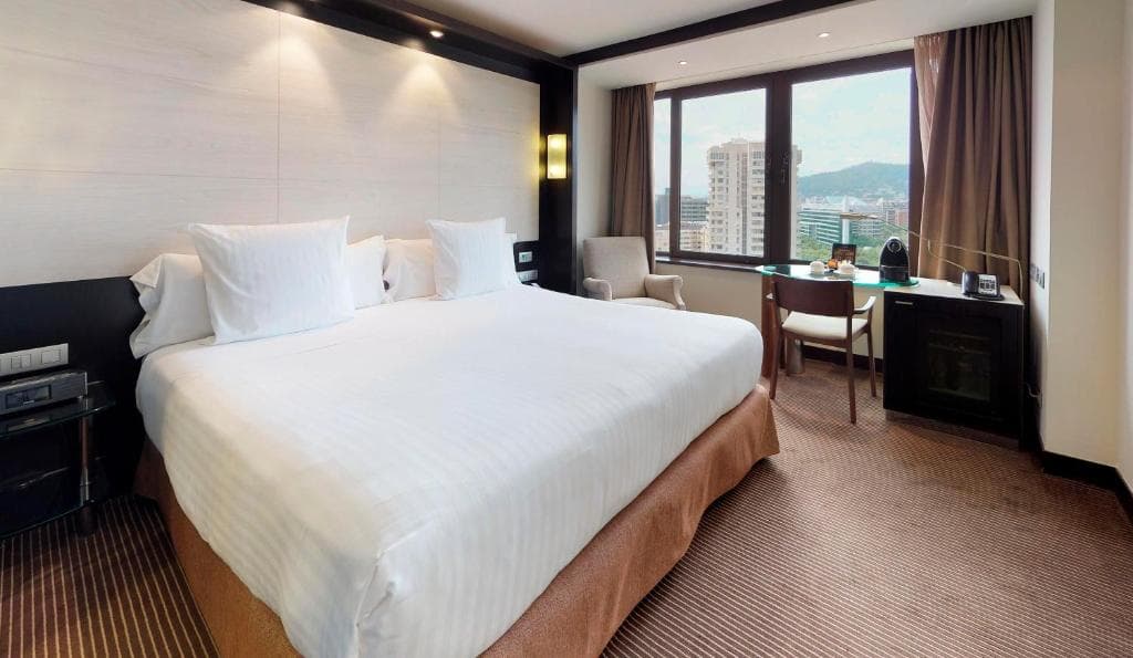 Melia Barcelona Sarria - 13