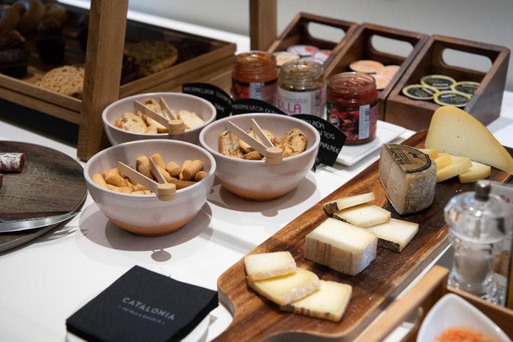 Catalonia Barcelona Plaza - 34