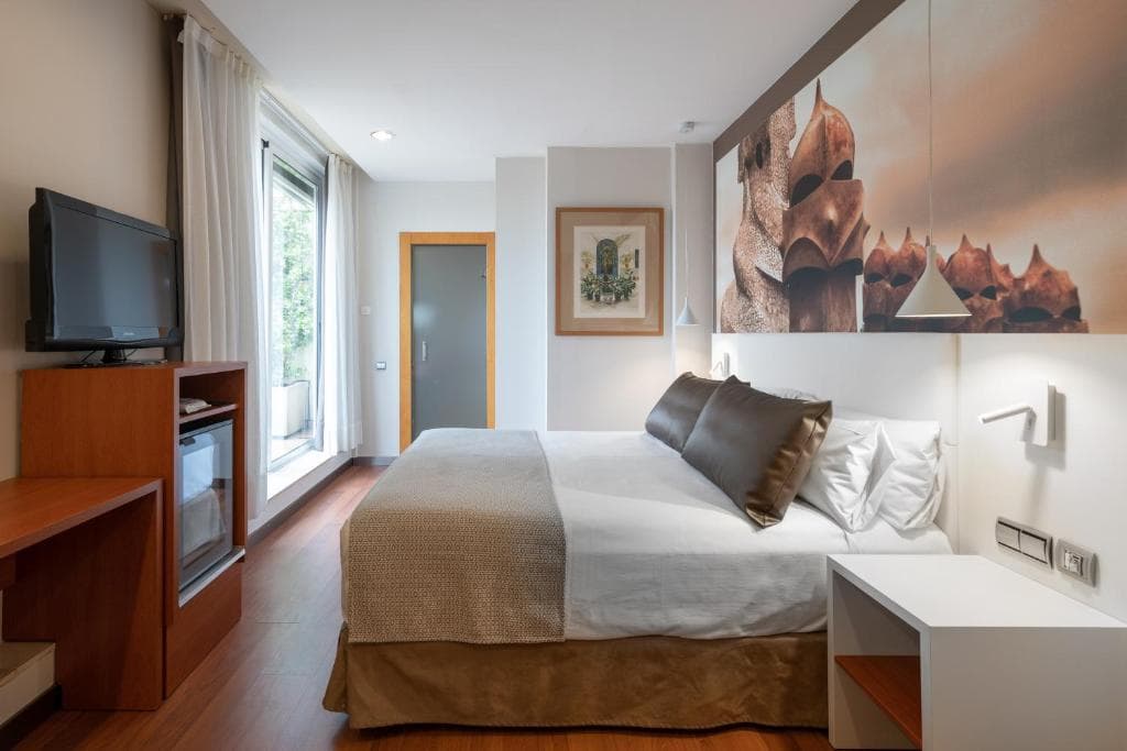 Catalonia Gracia - 25