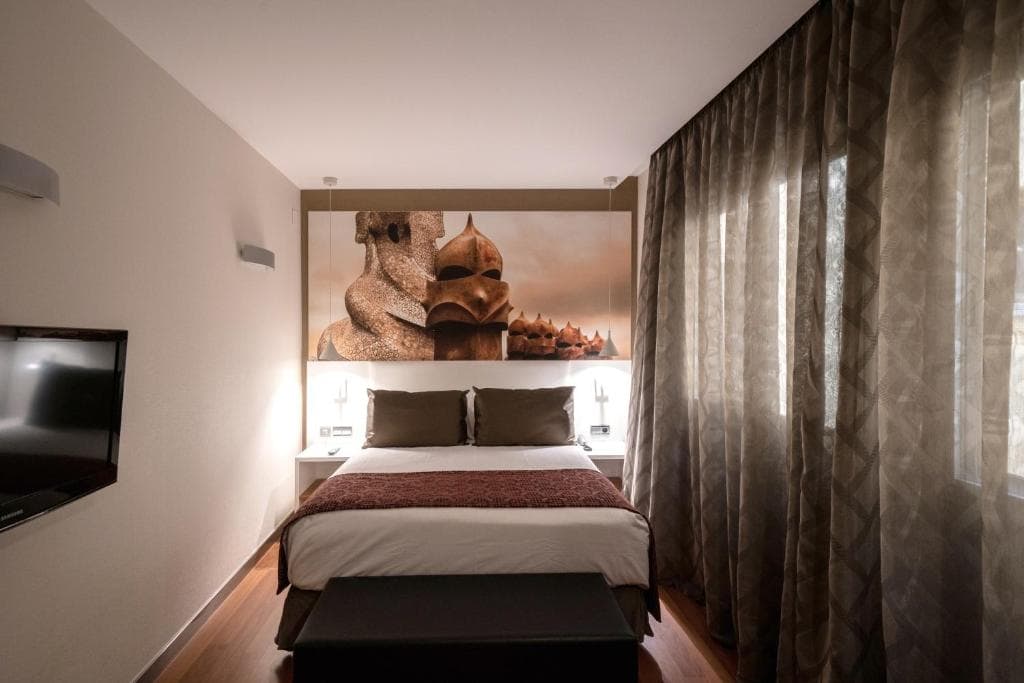 Catalonia Gracia - 28