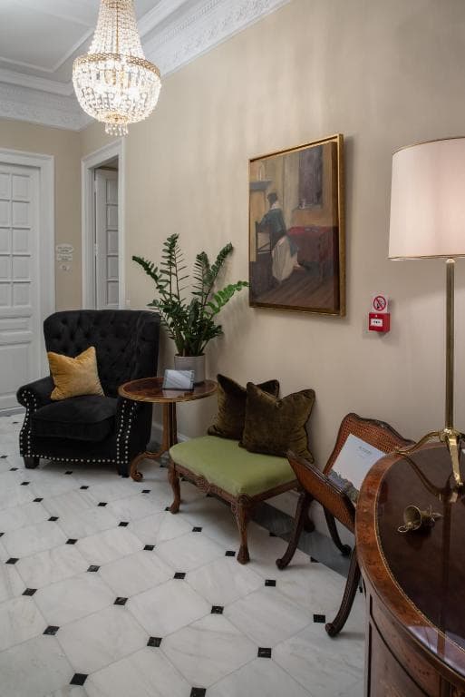 Noble Suites - 16