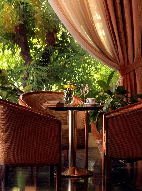 Savoy Hotel Piraeus - 7