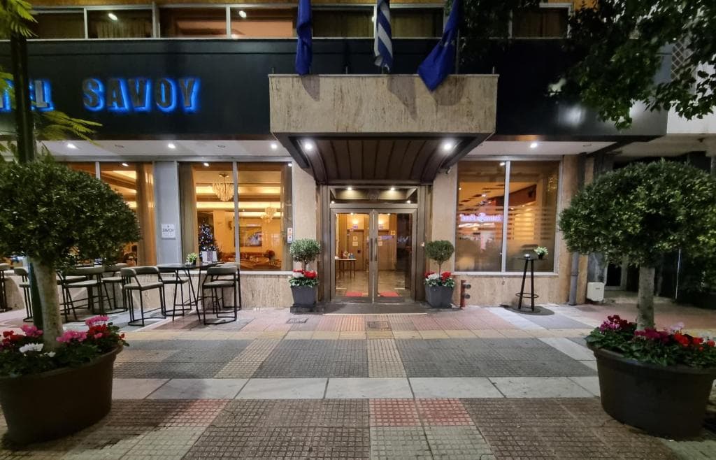 Savoy Hotel Piraeus - 8
